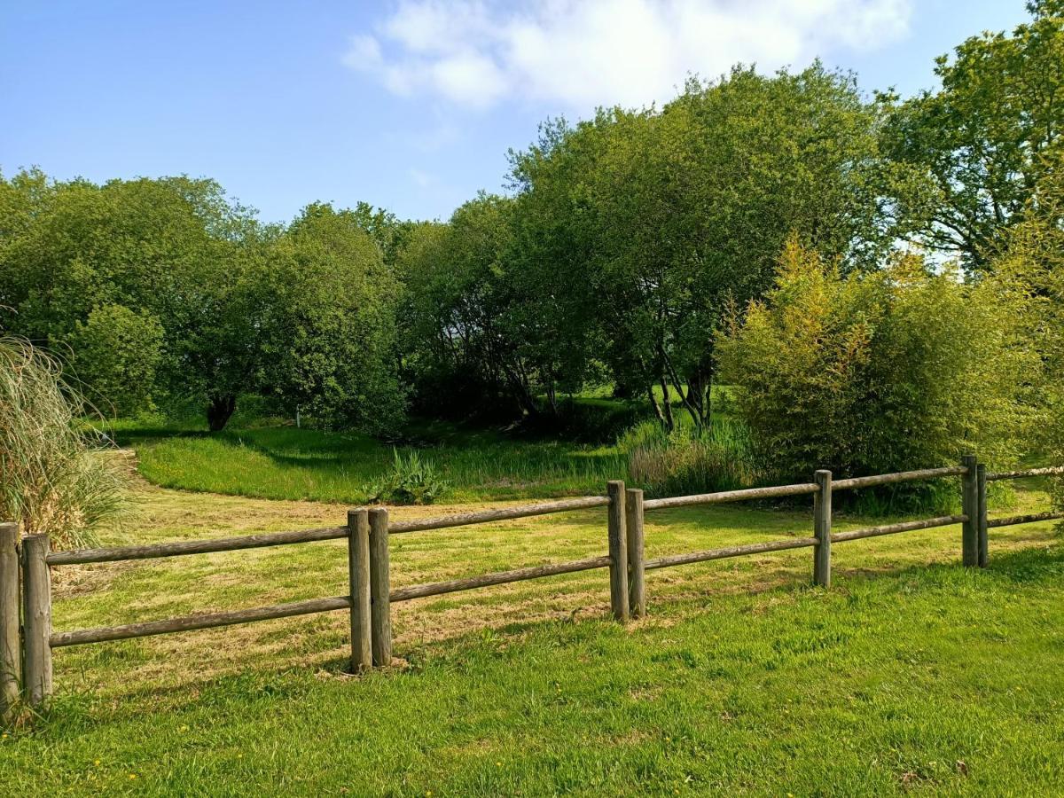 Roulottes Des Trolls Villa La Boussac Buitenkant foto