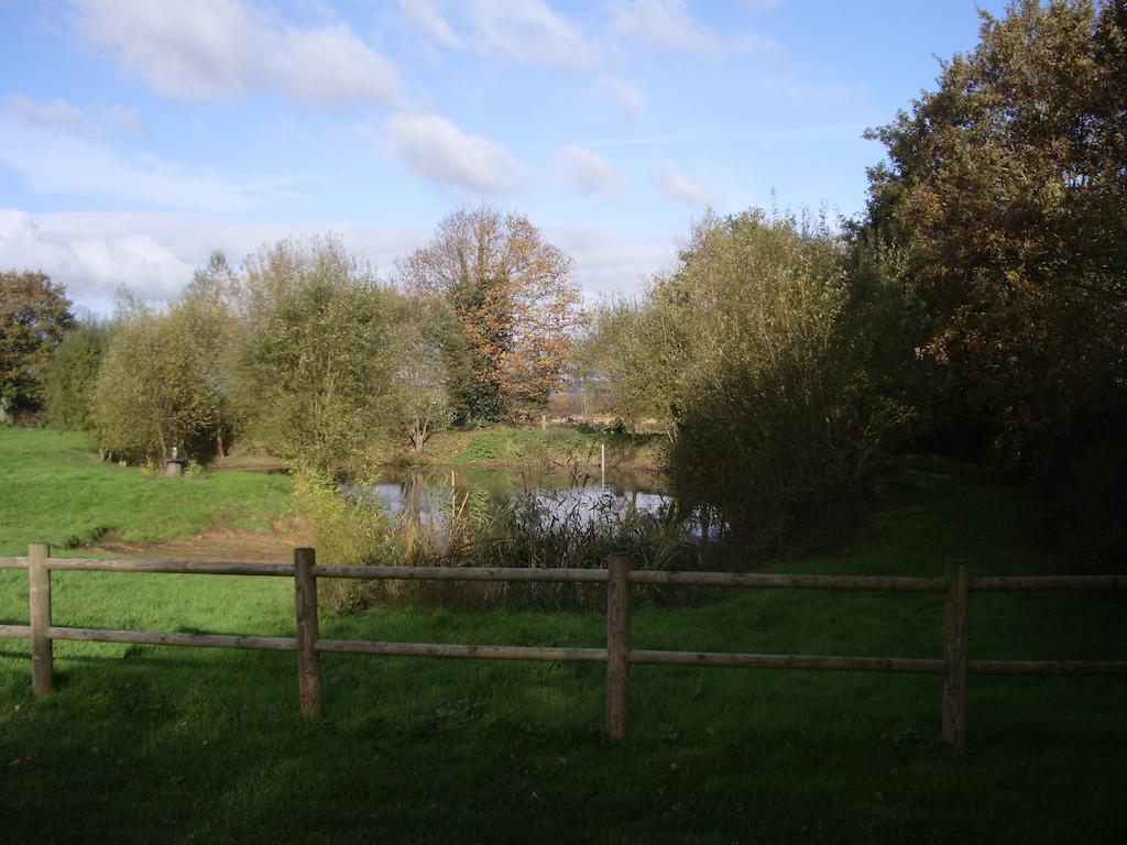 Roulottes Des Trolls Villa La Boussac Buitenkant foto